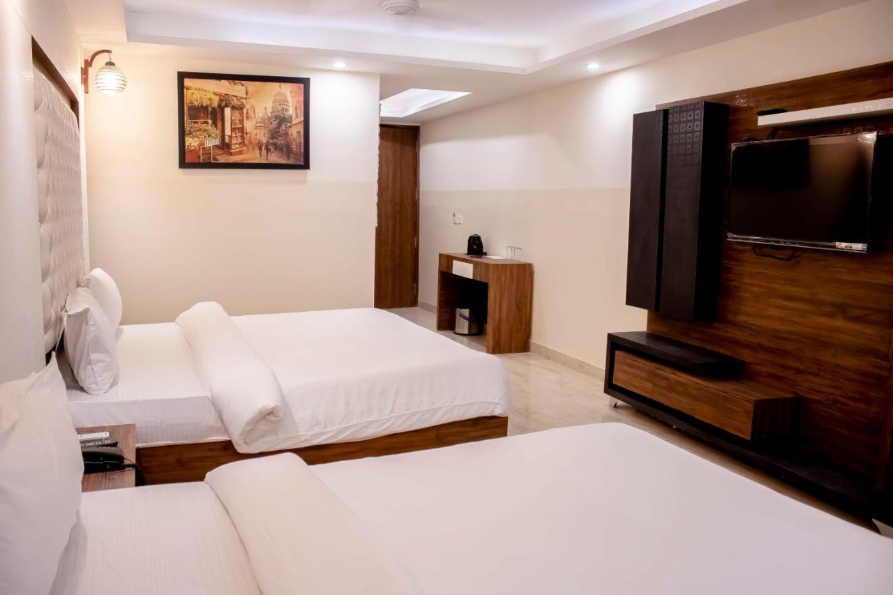 Hotel Airport City Delhi International Airport New Delhi Bagian luar foto