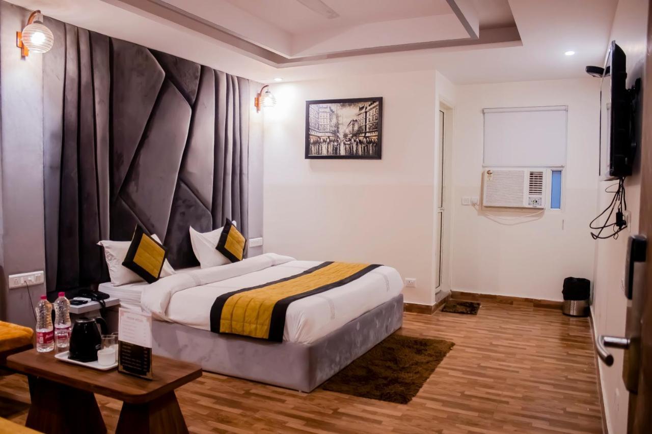 Hotel Airport City Delhi International Airport New Delhi Bagian luar foto